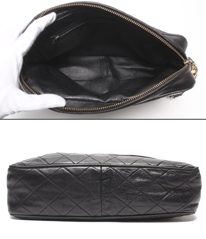 CHANEL チェーンショルダーバッグ 肩掛け 斜め掛け ラムスキン ゴールド金具 マトラッセ 1番台 レディース シャネル