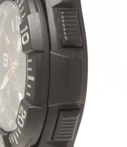 美品 Q&Q 腕時計 ソーラー ブラック UP08 メンズ キューアンドキュー