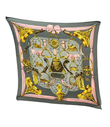 美品 エルメス プリーツスカーフ カレ90 シルク100% 鐙柄 馬具柄 ETRIERS レディース HERMES