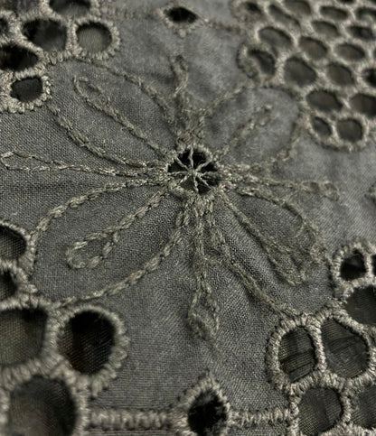 ebure コットンエンブロイダリーレース タックテーパードパンツ レディース SIZE 38 (XS) エブール