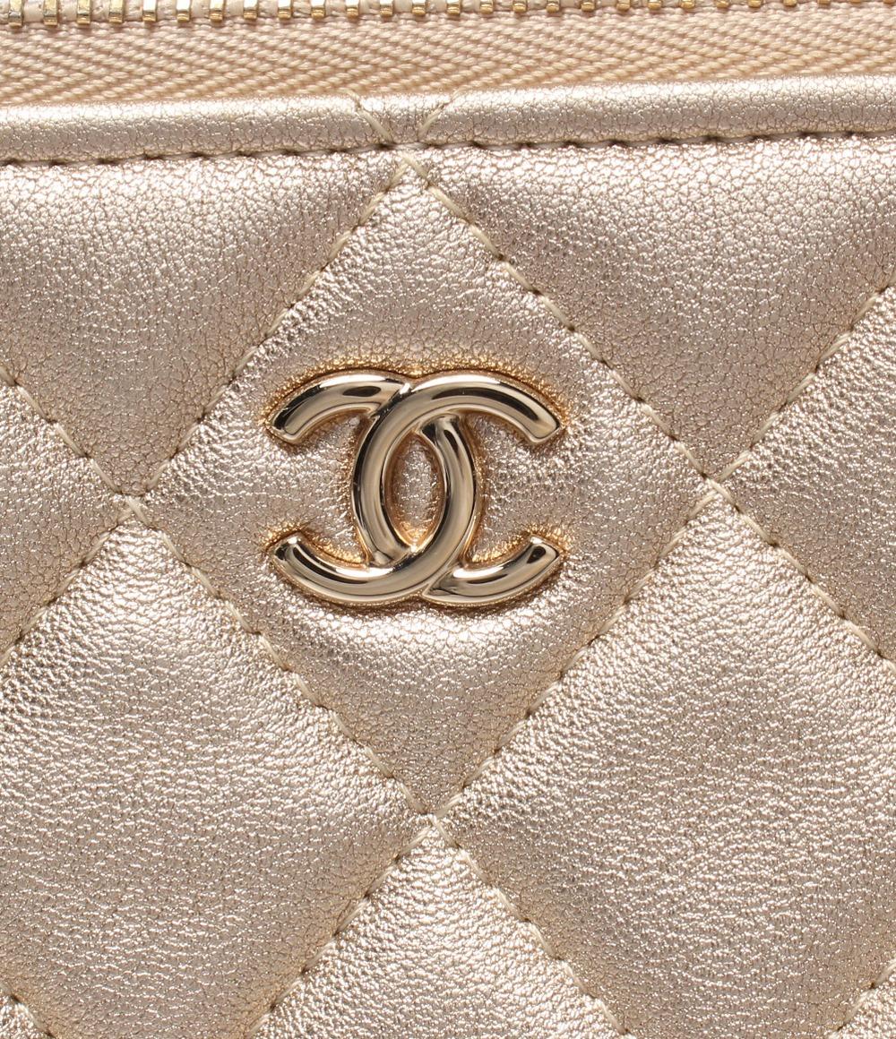 美品 CHANEL クラッチバッグ マトラッセ ラムスキン ゴールド金具