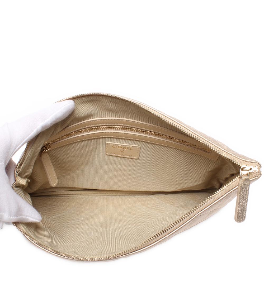 美品 CHANEL クラッチバッグ マトラッセ ラムスキン ゴールド金具