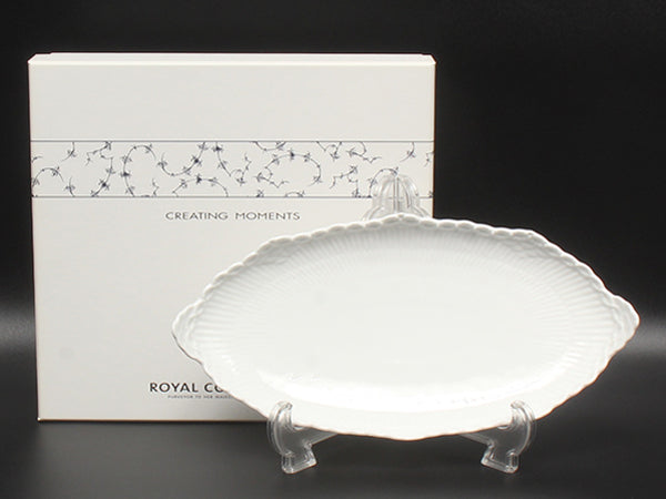 美品 Royal Copenhagen ピックルディッシュ オーバル 皿 25cm ホワイトフルーテッド ハーフレース ロイヤルコペンハーゲン