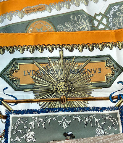 HERMES スカーフ カレ45 シルク100% 白い馬に跨ったルイ14世 レディース エルメス