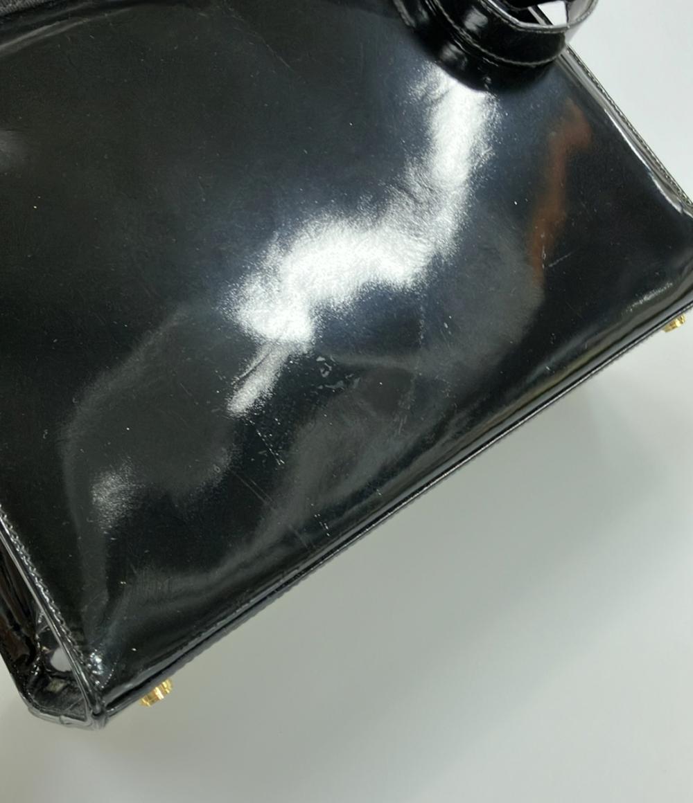 サルヴァトーレフェラガモ エナメルレザートートバッグ ヴァラ