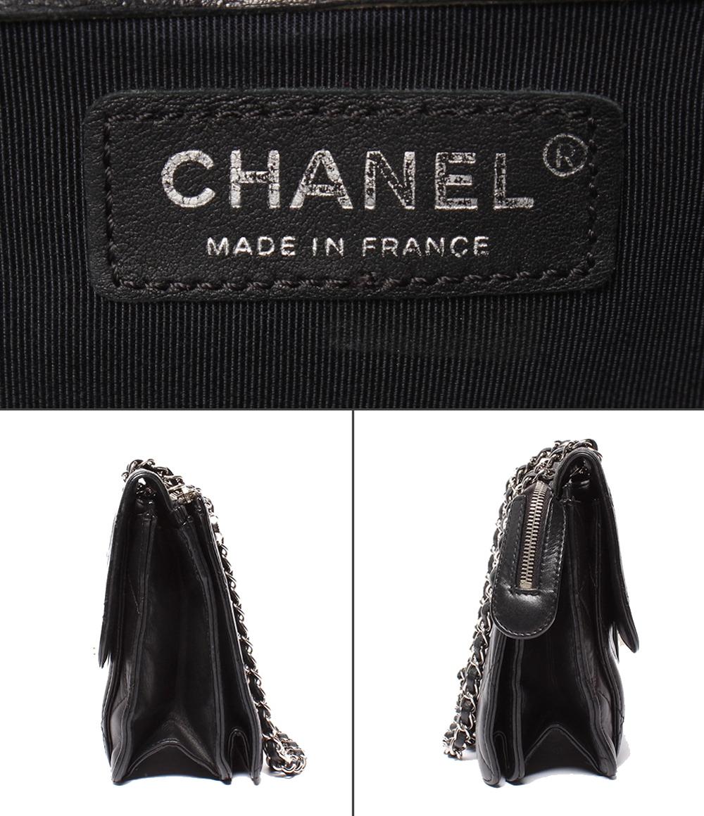 CHANEL チェーンショルダーバッグ 2.55 スムーズレザー シルバー金具 肩掛け マトラッセ レディース シャネル