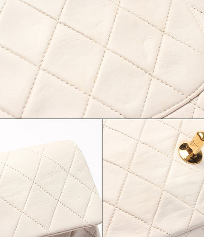 CHANEL チェーンショルダーバッグ 肩掛け 斜め掛け ゴールド金具 シングルチェーン シングルフラップ ミニマトラッセ ラムスキン 1番台 レディース