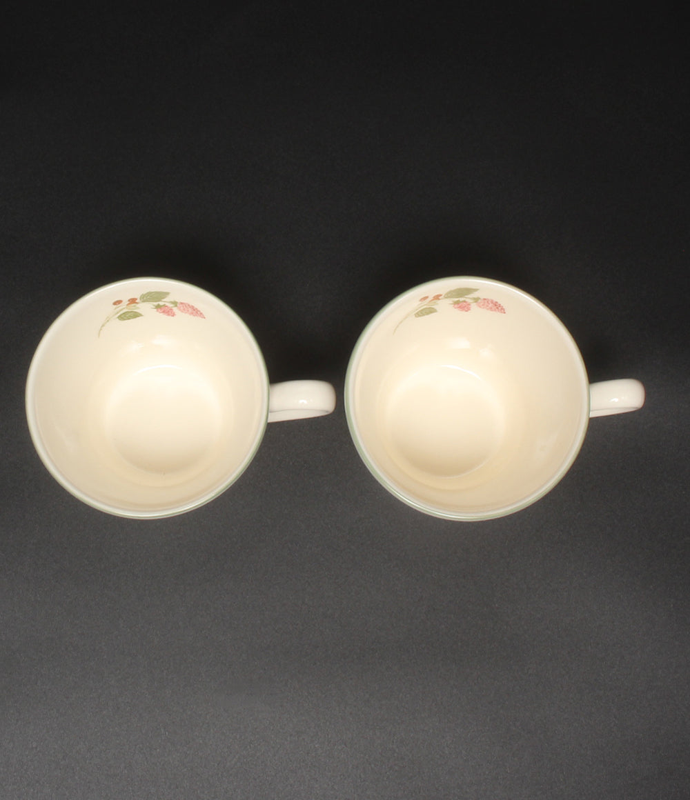 美品 WEDGWOOD マグカップ 2点セット ペア フェスティビティ ラズベリー ウエッジウッド