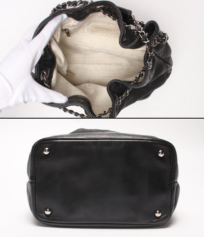CHANEL チェーンショルダーバッグ 肩掛け シルバー金具 マトラッセ 巾着 10番台 レディース シャネル