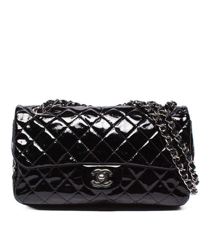 CHANEL チェーンショルダーバッグ ダブルチェーン シングルフラップ シルバー金具 パテントレザー マトラッセ エナメル レディース シャネル