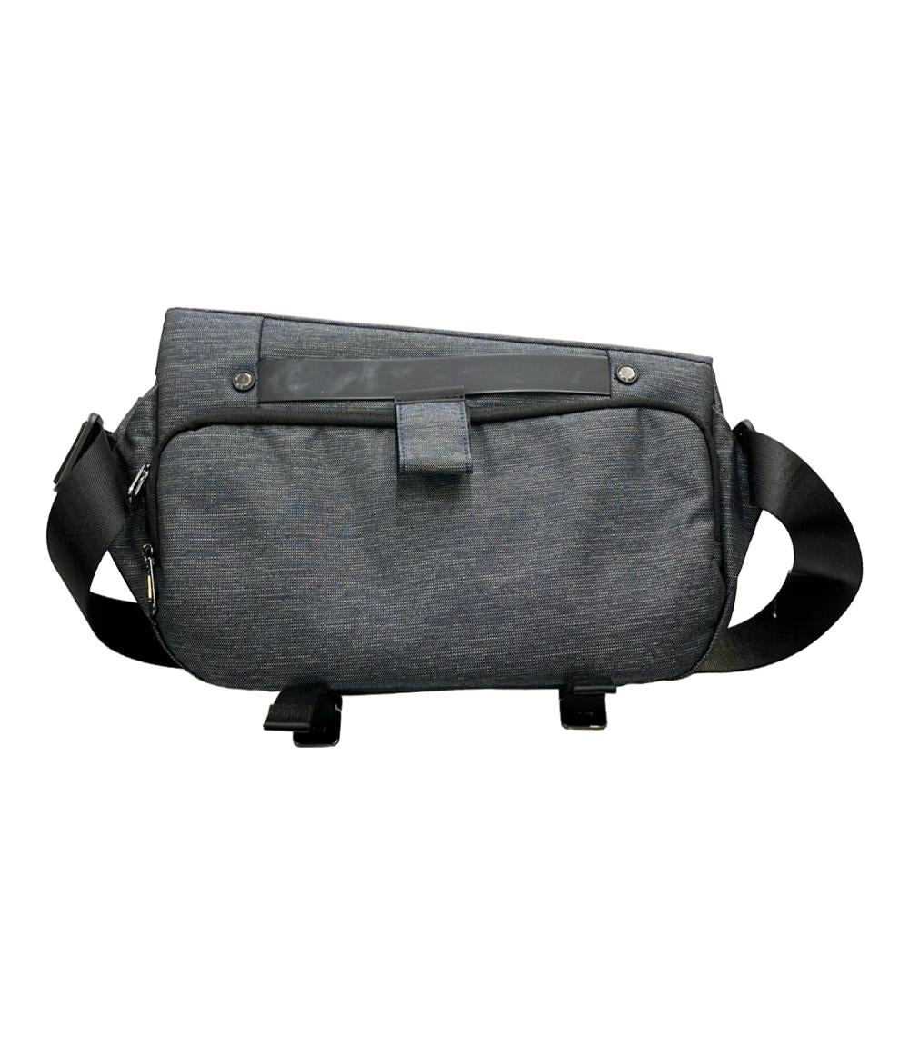 美品 NIID ボディバッグ Radiant R1 Urban Sling メンズ ニード