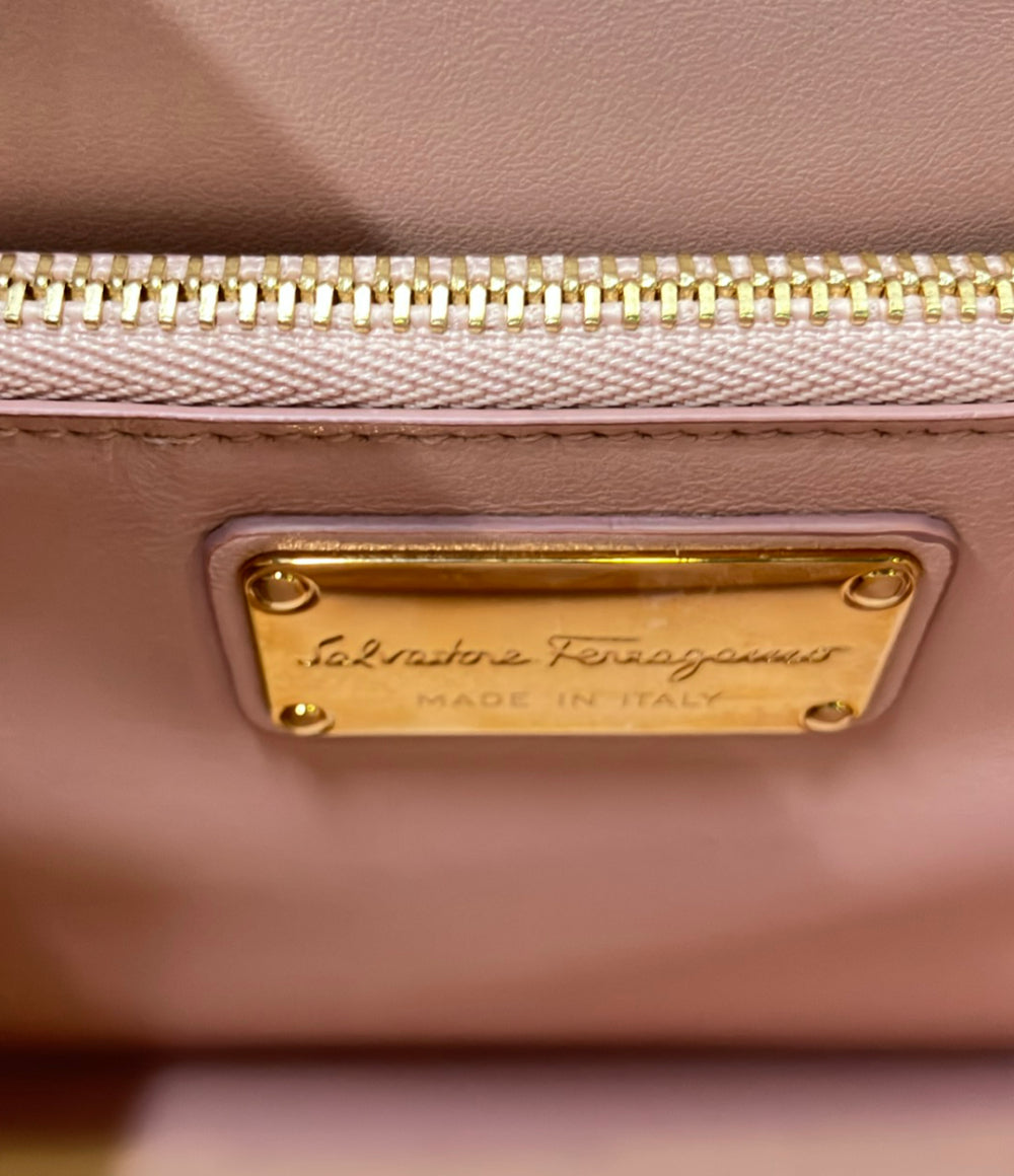美品 Salvatore Ferragamo ショルダーバッグ 斜め掛け チェーン ヴァラ リボン AU21 G878 レディース サルヴァトーレフェラガモ
