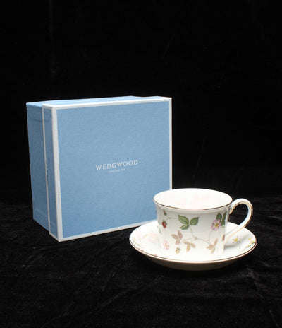 美品 ウエッジウッド カップ＆ソーサー デルフィ ワイルドストロベリー Wild Strawberry WEDGWOOD