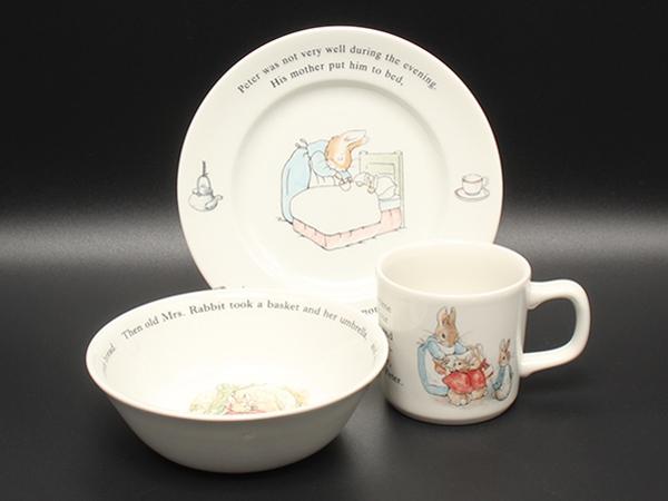 美品 ウエッジウッド プレート 皿 18cm オートミールソーサー マグカップ 3点セット ピーターラビット WEDGWOOD