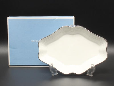 美品 ウエッジウッド ダイヤディッシュ 皿 22cm インタグリオ プラチナ WEDGWOOD