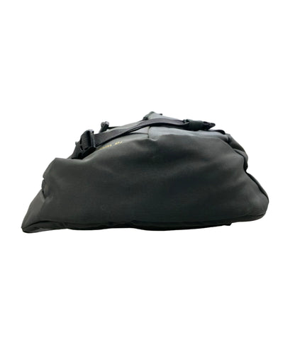 美品 patagonia ボディバッグ アトムスリング Atom Sling 8L メンズ パタゴニア