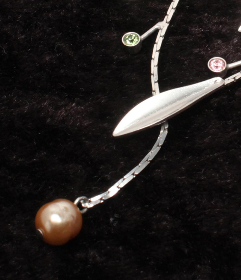 美品 CUSHKA ネックレス リーフモチーフ レディース