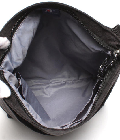美品 Champion ショルダーバッグ 斜め掛け レディース チャンピオン