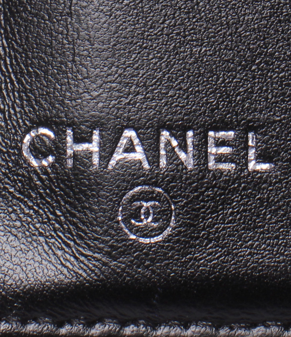 CHANEL 三つ折り財布 シルバー金具 26番台 マトラッセ レディース シャネル