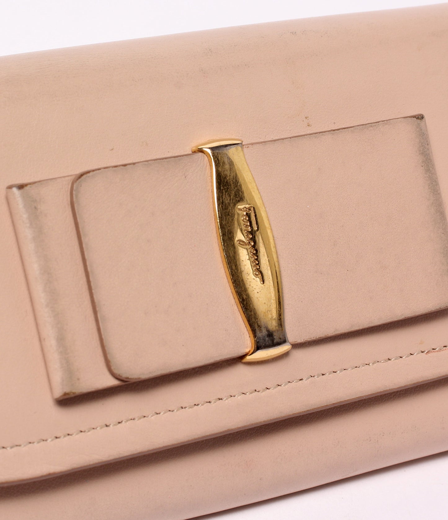Salvatore Ferragamo 長財布 ヴァラ レディース サルヴァトーレフェラガモ