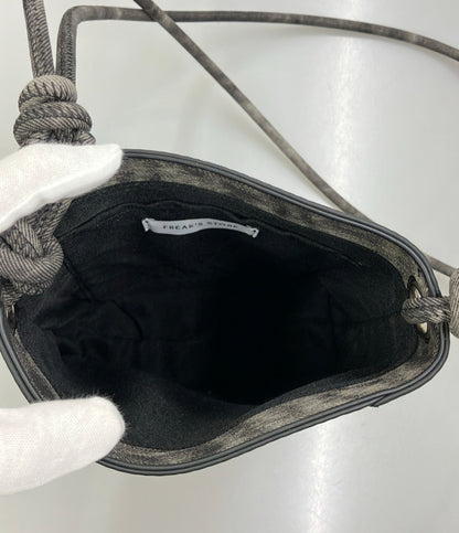 美品 FREAK'S STORE ショルダーバッグ レザレットスタッズバッグ 斜め掛け 合成皮革 メンズ フリークスストア hi