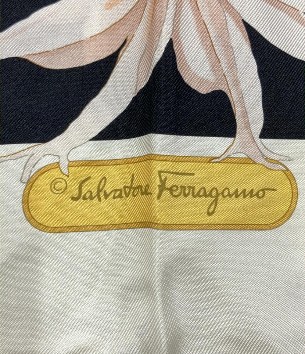 美品 サルバトーレフェラガモ シルクスカーフ 花柄 レディース Salvatore Ferragamo