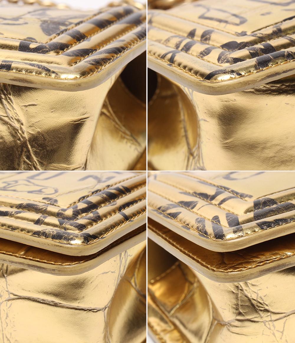 CHANEL チェーンショルダーバッグ ゴールド金具 型押しレザー