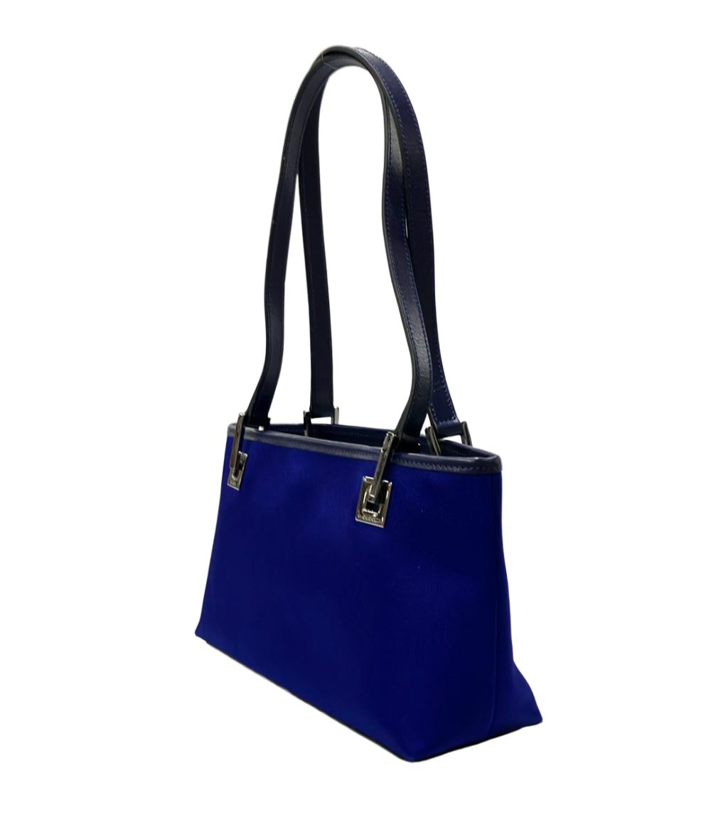 GUCCI ショルダーバッグ 斜め掛け トムフォード期 レザー 002 1130 1669 レディース グッチ