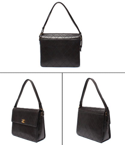 CHANEL ショルダーバッグ ゴールド金具 マトラッセ ラムスキン 5番台 肩掛け 斜め掛け レディース シャネル