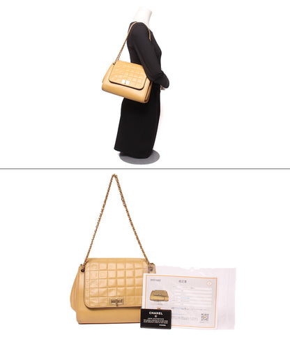 CHANEL チェーンショルダーバッグ 肩掛け ゴールド金具 6番台 チョコバー 2.55 レディース シャネル