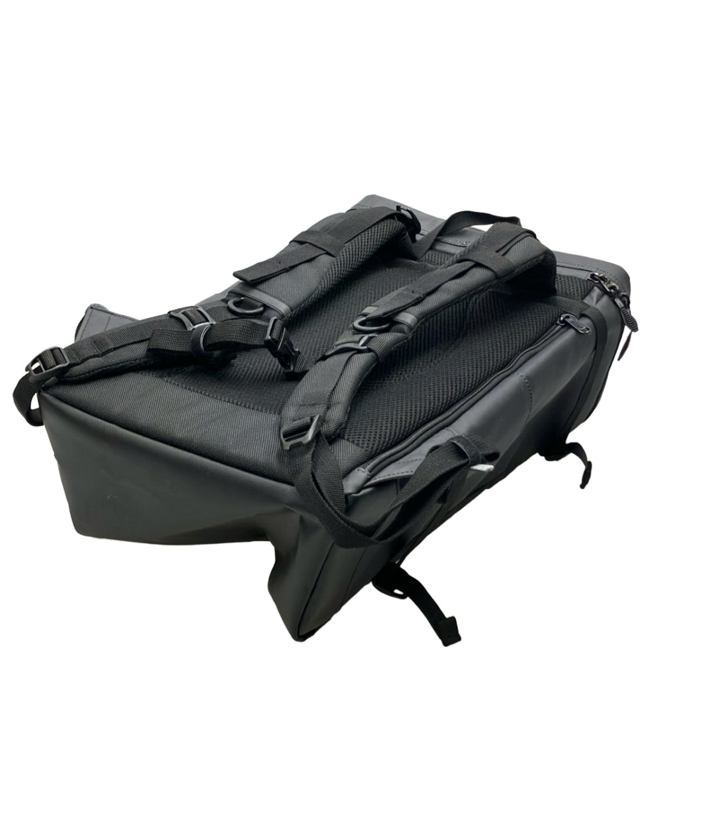 美品 Coleman リュック デイパック メンズ コールマン