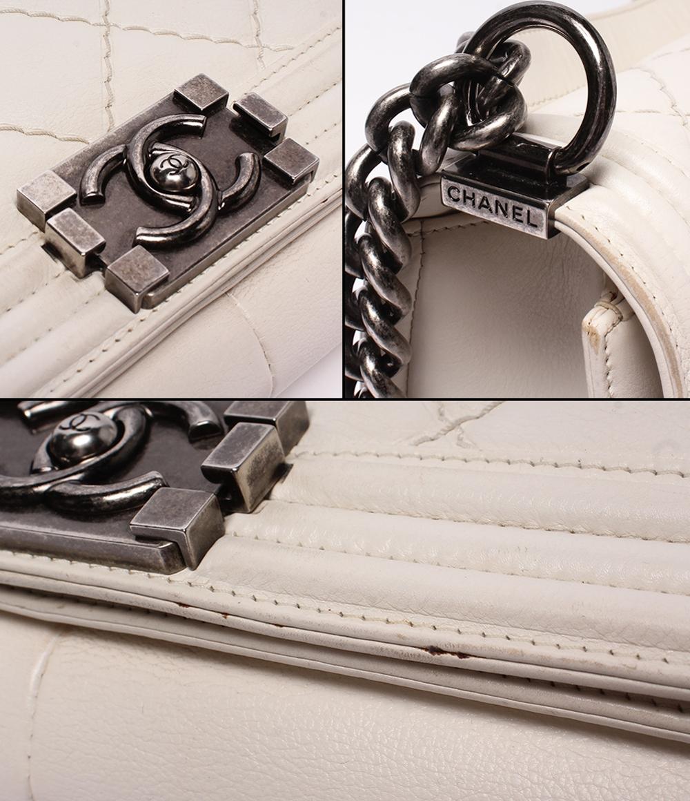 CHANEL チェーンショルダーバッグ 18番台 マトラッセ シルバー金具 ボーイシャネル レディース シャネル