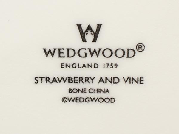 美品 WEDGWOOD サラダソーサー 皿 2点セット 17cm ストロベリー&バイン ウエッジウッド