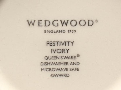 美品 WEDGWOOD マグカップ フェスティビティ アイボリー ウエッジウッド