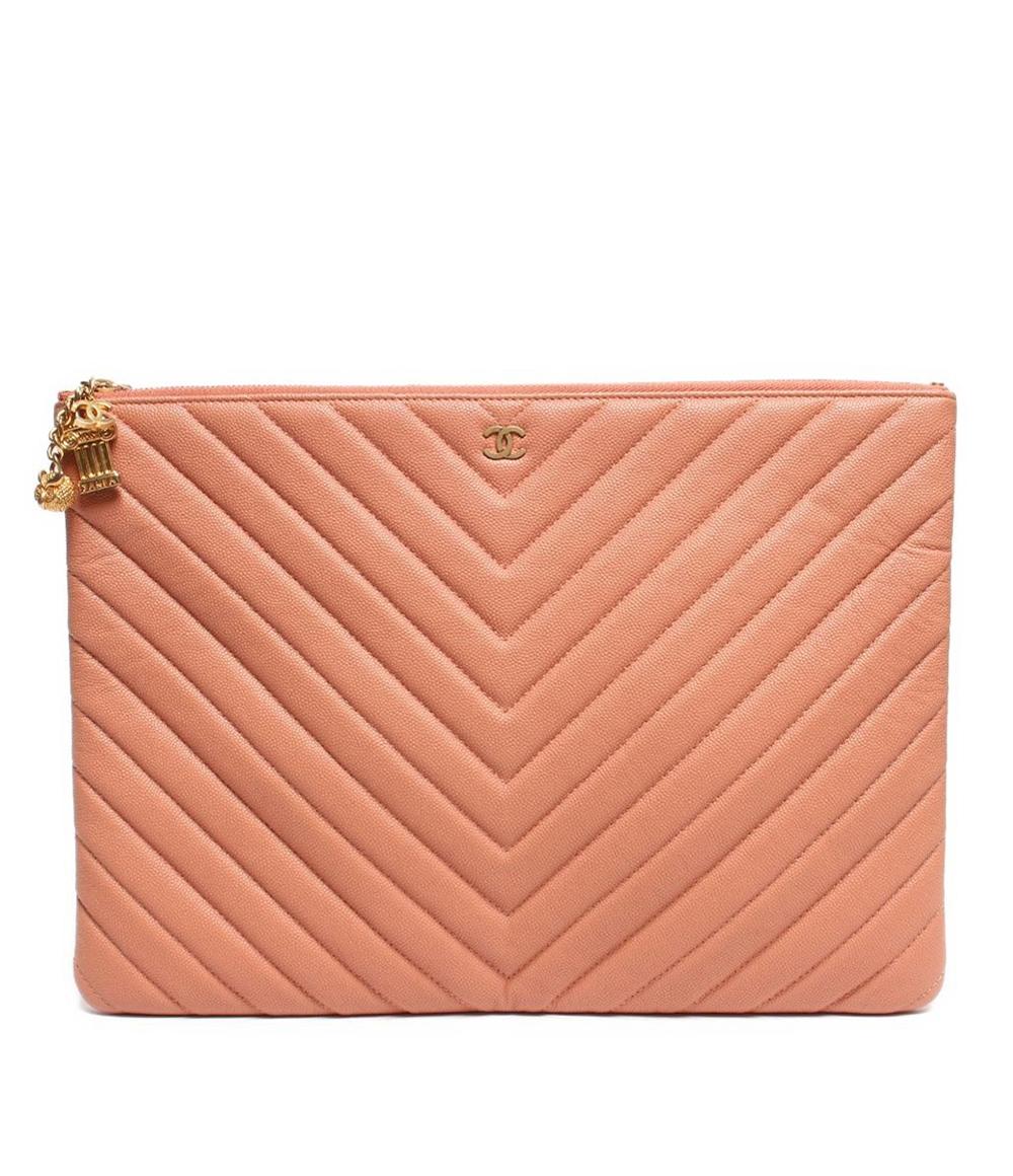 レザークラッチバッグ ココマーク  フクロウ ゴールド金具 シェブロン Ｖステッチ キャビアスキン レディース CHANEL