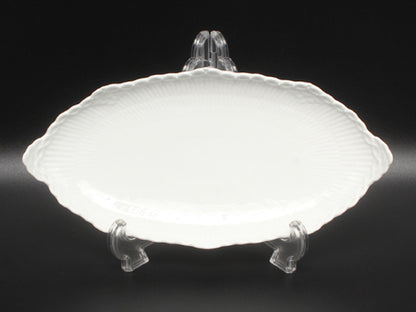 美品 Royal Copenhagen ピックルディッシュ オーバル 皿 25cm ホワイトフルーテッド ハーフレース ロイヤルコペンハーゲン