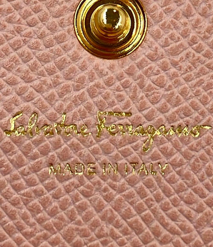 美品 サルヴァトーレフェラガモ 二つ折り長財布 カードケース付き ヴァラ レディース Salvatore Ferragamo
