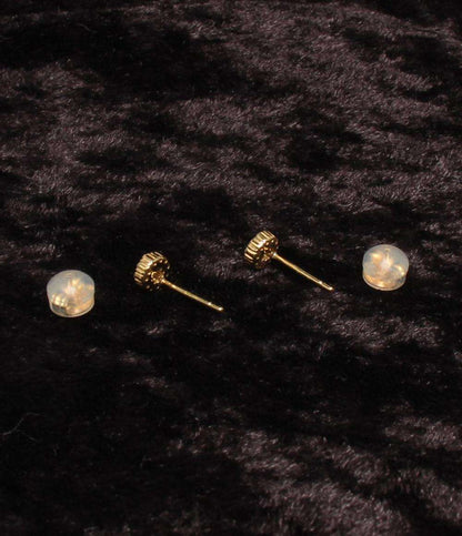 美品 ピアス K18 ダイヤ 0.12ct レディース