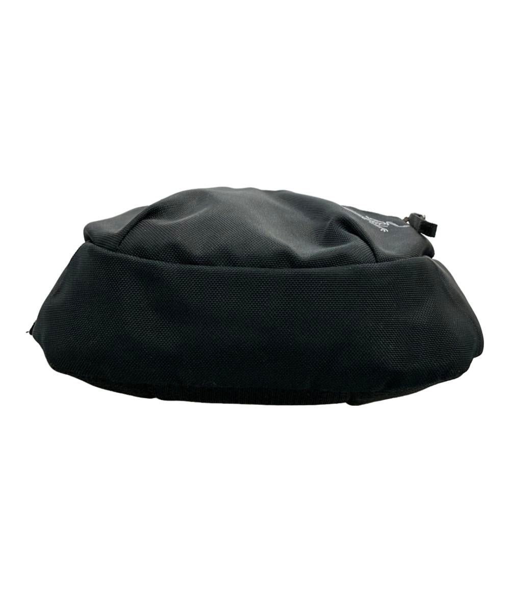美品 ARC'TERYX ショルダーバッグ 斜め掛け MANTIS 2 WAISTPACKナイロン ポリエステル ユニセックス アークテリクス