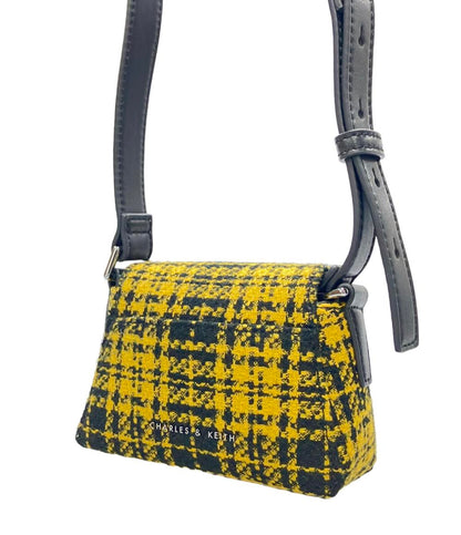 美品 チャールズアンドキース ミニショルダーバッグ 斜め掛け レディース charles & keith