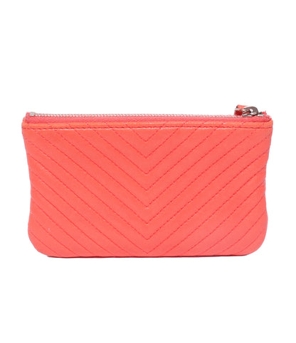 CHANEL ポーチ Vステッチ シルバー金具 22番台 レディース シャネル