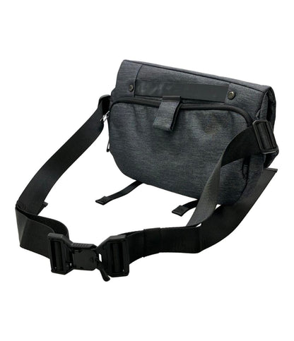 美品 NIID ボディバッグ Radiant R1 Urban Sling メンズ ニード