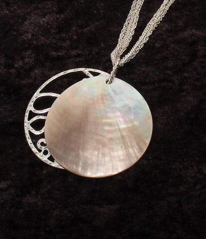 Laura Ashley 5連ネックレス シェル レディース ローラアシュレイ