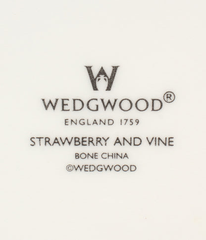 美品 WEDGWOOD サラダソーサー 皿 2点セット 17cm ストロベリー&バイン ウエッジウッド