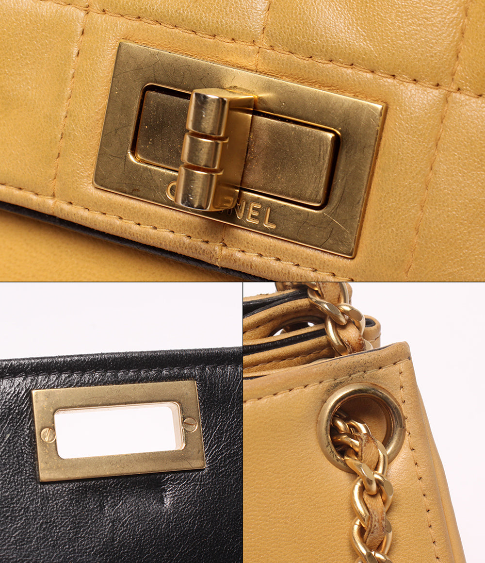 CHANEL チェーンショルダーバッグ 肩掛け ゴールド金具 6番台 チョコバー 2.55 レディース シャネル