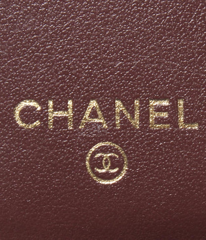 美品 CHANEL 二つ折り財布 ゴールド金具 キャビアスキン マトラッセ レディース シャネル