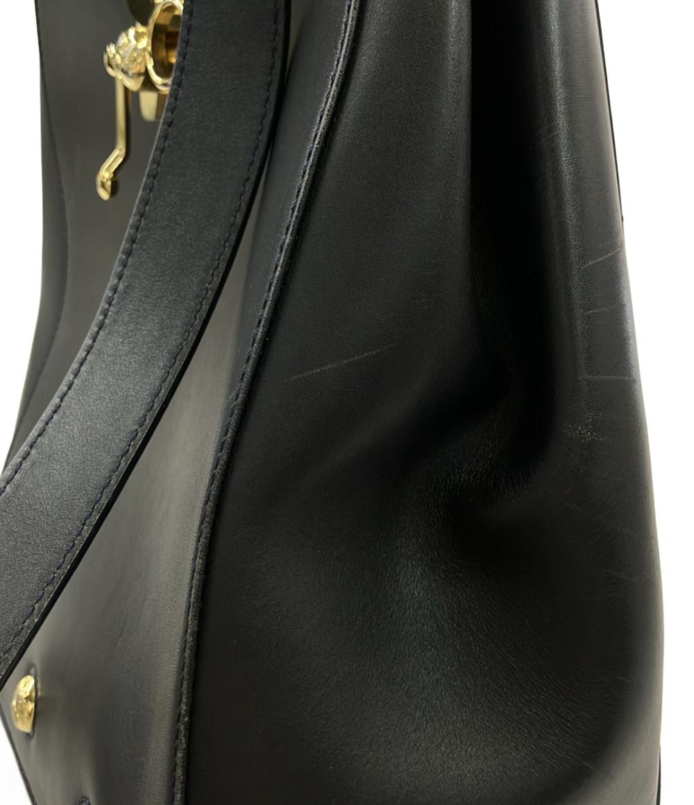 サルヴァトーレフェラガモ ショルダーバッグ ゴールドスタッズ レディース Salvatore Ferragamo