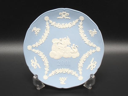 ウエッジウッド イヤープレート 飾り皿 18cm ジャスパー 2001 WEDGWOOD