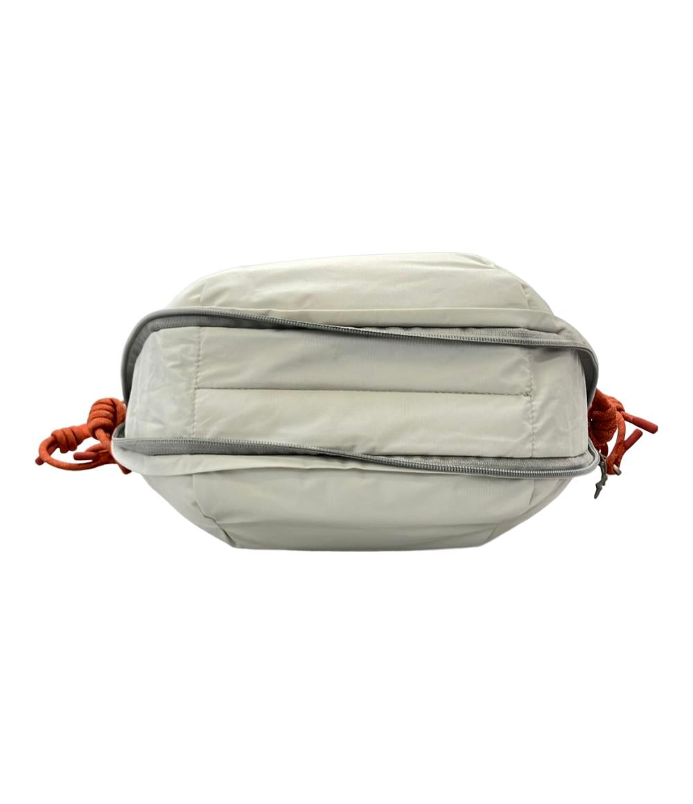 美品 PGYTECH ショルダーバッグ 斜め掛け メンズ ピージーワイテック