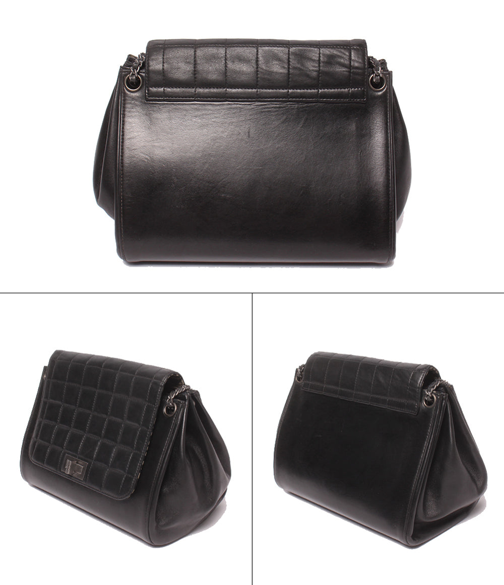 CHANEL チェーンショルダーバッグ 肩掛け 斜め掛け シルバー金具 6番台 チョコバー 2.55 レディース シャネル